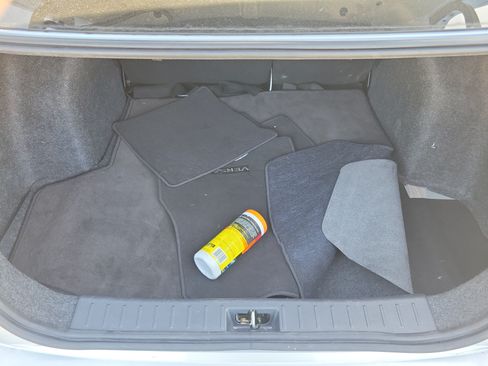 Used 2022 Nissan Versa SR w/ Trunk Package FWD image 7