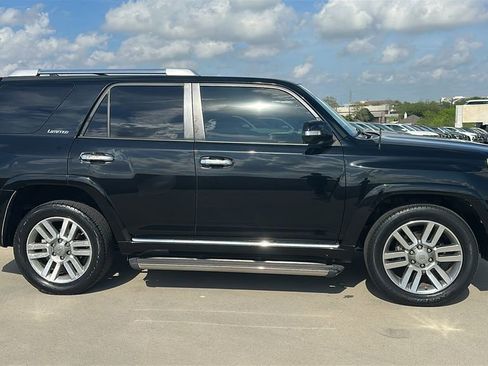 Used 2011 Toyota 4Runner Limited image 15