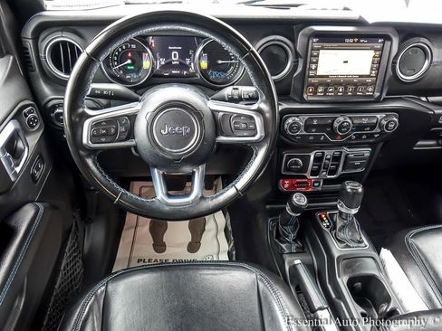 Used 2021 Jeep Wrangler Unlimited Rubicon 4xe w/ Safety Group AWD/4WD image 13