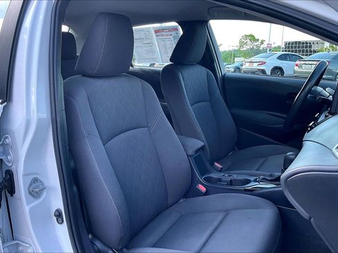Used 2023 Toyota Corolla LE FWD image 7
