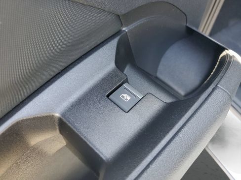 Used 2023 Audi Q4 e-tron Premium w/ Convenience Package AWD/4WD image 17
