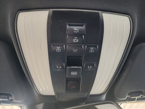 Used 2014 Mercedes-Benz E 350 Sedan image 66