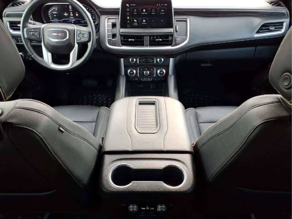 Used 2023 GMC Yukon XL SLT w/ SLT Premium Package RWD image 9