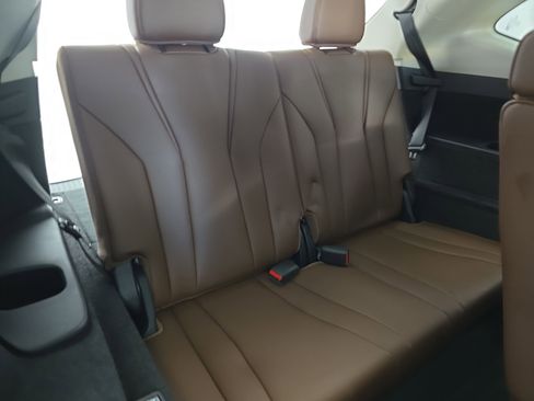 Used 2023 Acura MDX FWD w/ Technology Package image 12