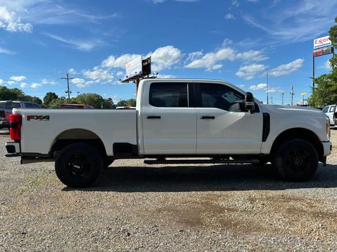 Used 2023 Ford F250 XL w/ STX Appearance Package AWD/4WD image 10
