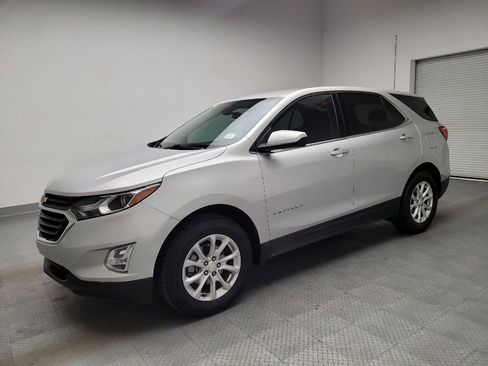 Used 2020 Chevrolet Equinox LT AWD/4WD image 2