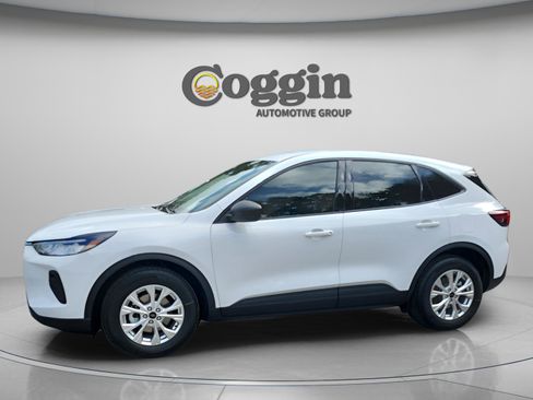 New 2026 Ford Escape Active image 1