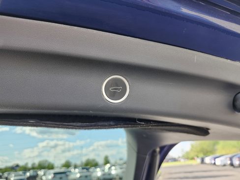 Used 2020 Tesla Model Y Performance AWD/4WD image 24