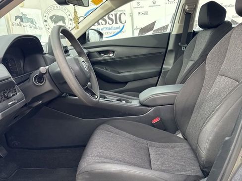 Used 2025 Honda Accord LX image 12