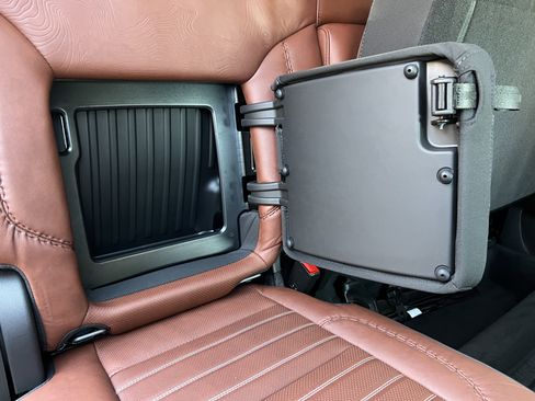 Used 2025 GMC Sierra 3500 Denali Ultimate image 20