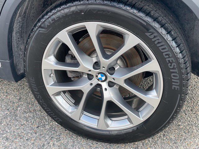 Used 2026 BMW X5 xDrive40i w/ Premium Package AWD/4WD image 32