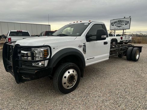 Used 2019 Ford F550 XLT image 5