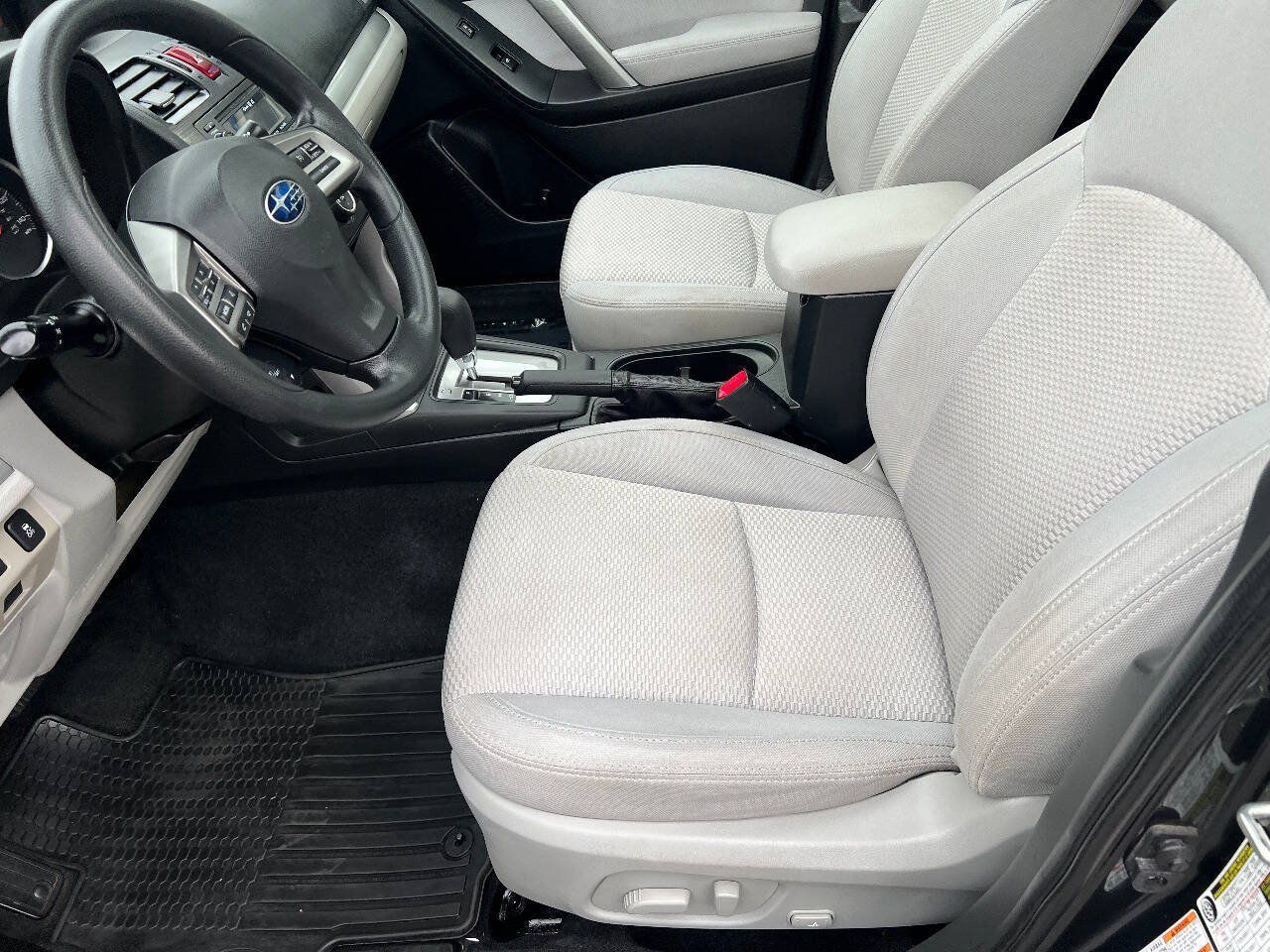 Used 2014 Subaru Forester 2.5i Premium w/ All-Weather Package AWD/4WD image 20