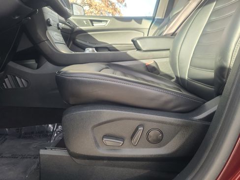 Certified 2020 Ford Edge SEL w/ Convenience Package image 14