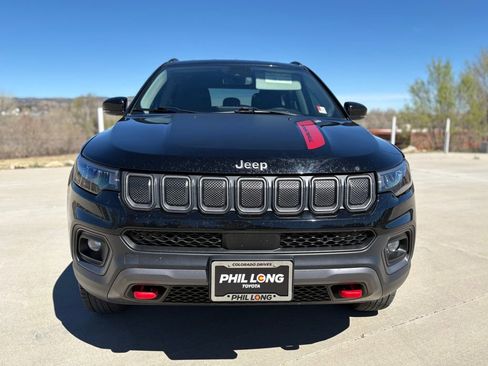 Used 2022 Jeep Compass Trailhawk w/ Trailhawk Convenience Group image 3