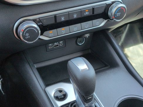 New 2026 Nissan Altima 2.5 SV image 19