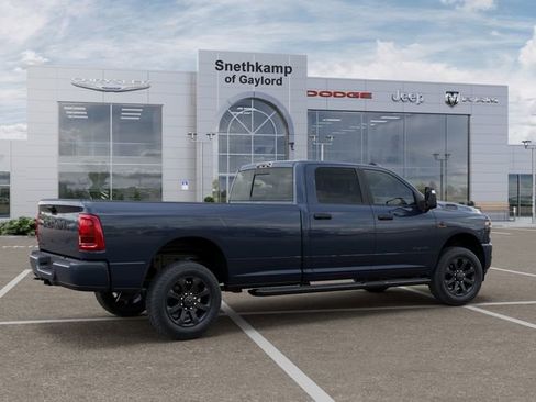 New 2026 RAM 2500 Big Horn AWD/4WD image 4