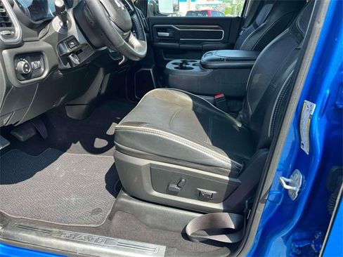 Used 2020 RAM 3500 Laramie image 28