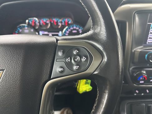 Used 2018 Chevrolet Silverado 1500 High Country image 35