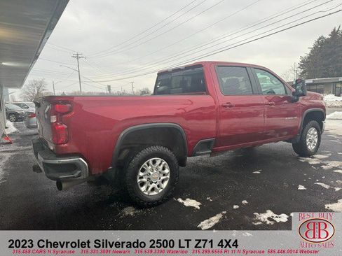 Used 2023 Chevrolet Silverado 2500 LT w/ Convenience Package image 3