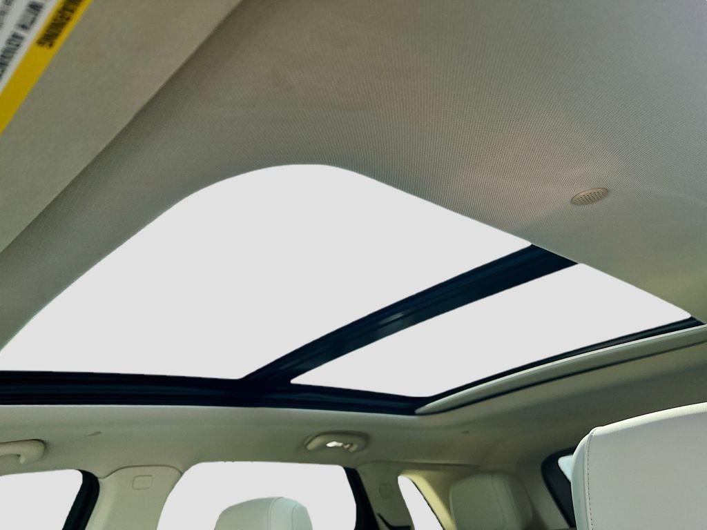 Used 2024 Cadillac XT5 Premium Luxury FWD image 23