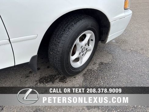 Used 1996 Toyota Camry LE image 10