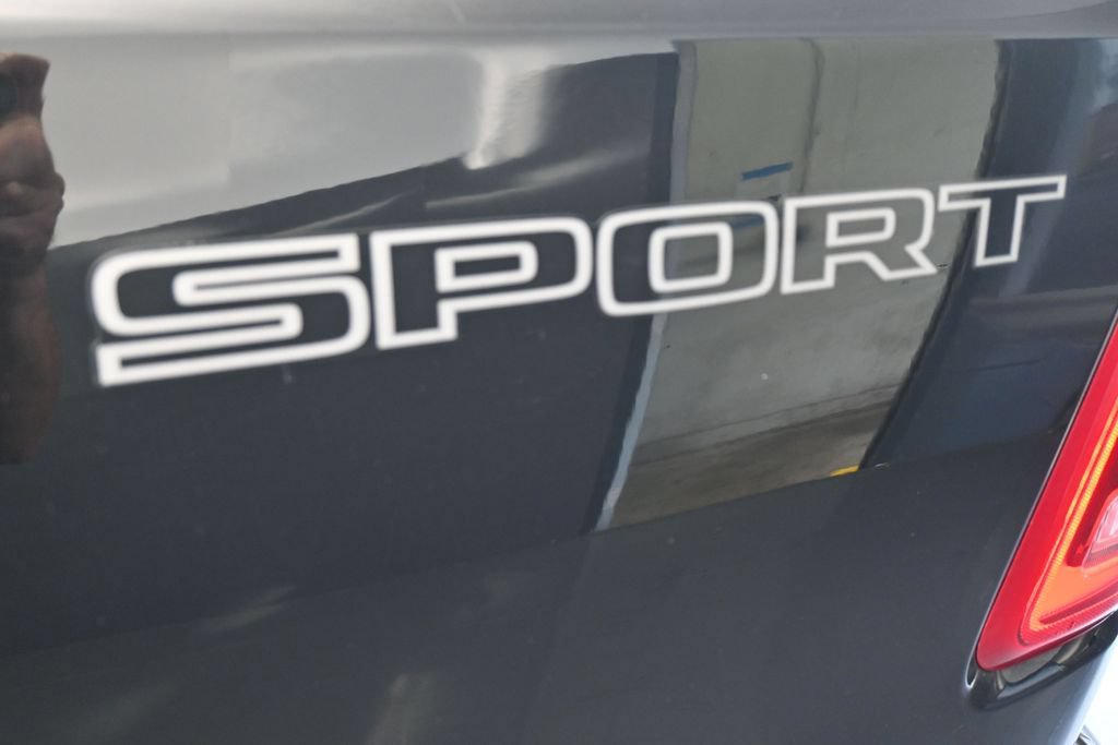 Used 2021 RAM 1500 Laramie w/ Sport Appearance Package AWD/4WD image 18