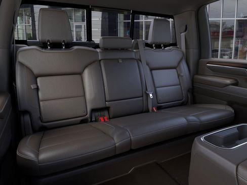 New 2026 GMC Sierra 2500 Denali w/ Denali Reserve Package image 17