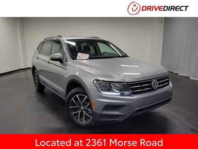 Used 2021 Volkswagen Tiguan SE w/ Panoramic Sunroof Package