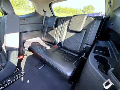 Used 2024 Volkswagen Atlas SE image 20