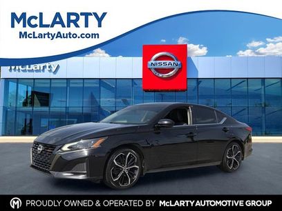 Used 2023 Nissan Altima 2.5 SR w/ SR Premium Package