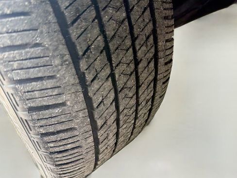 Used 2023 Lexus UX 250h UX 250h Premium image 6