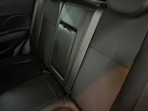 Used 2018 Buick Encore Preferred image 16