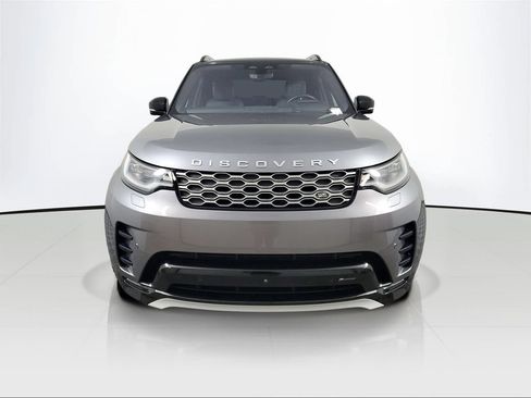 Used 2023 Land Rover Discovery Metropolitan Edition AWD/4WD image 2