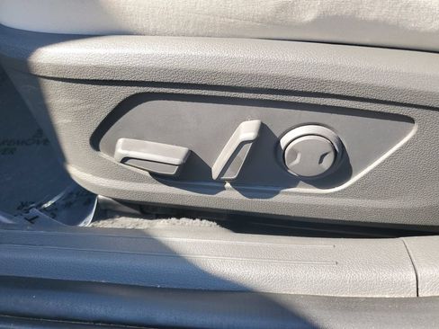 Used 2025 Hyundai Sonata SEL FWD image 7