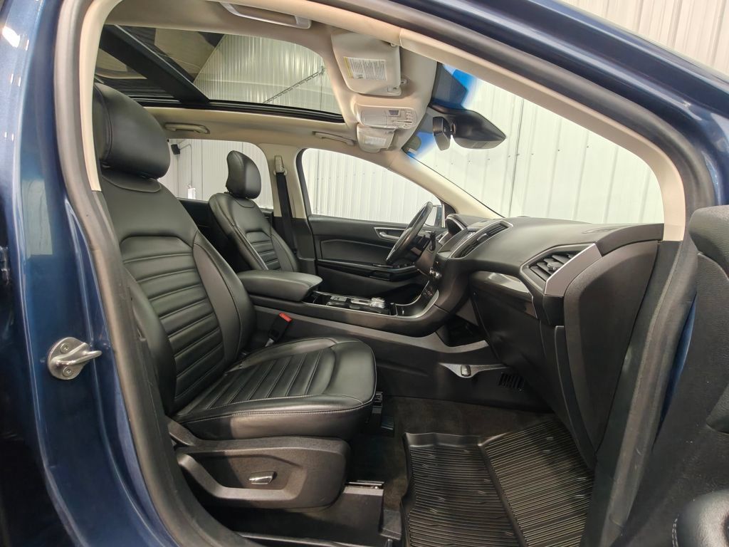 Used 2019 Ford Edge SEL w/ Equipment Group 201A AWD/4WD image 26