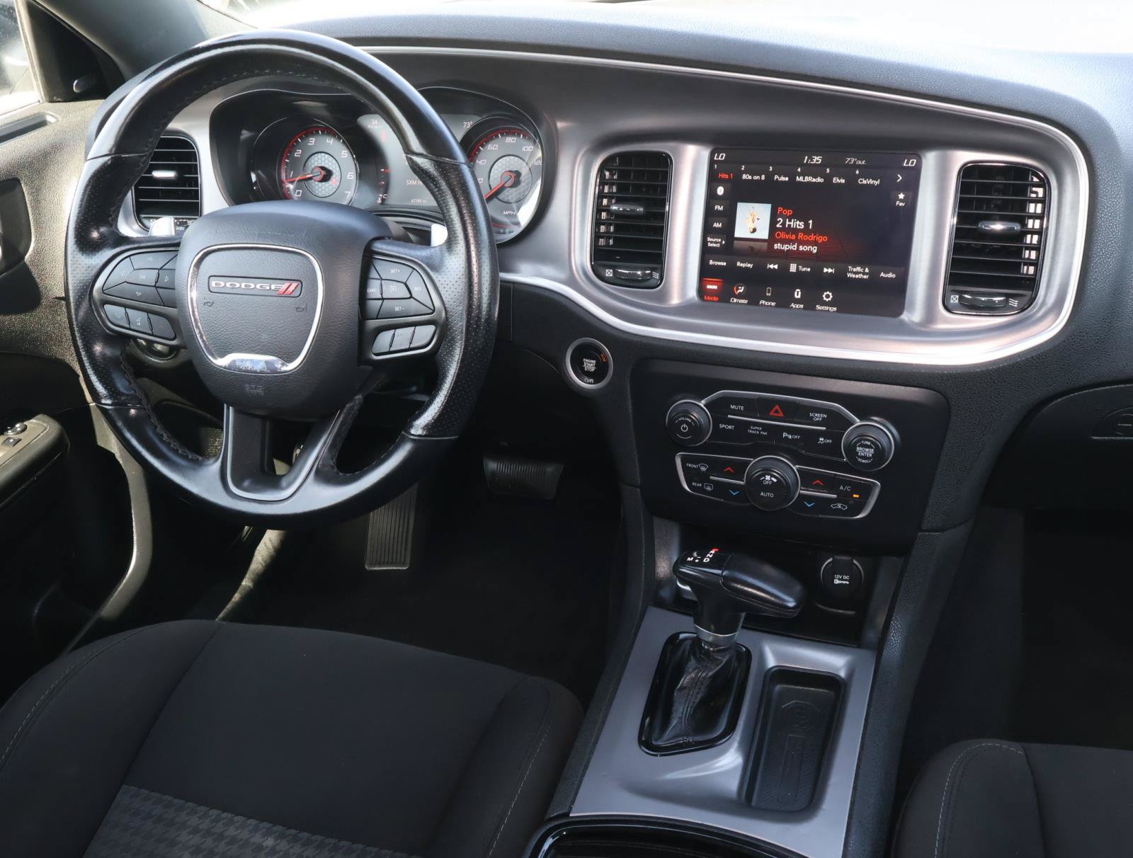 Used 2022 Dodge Charger R/T w/ Blacktop Package RWD image 9