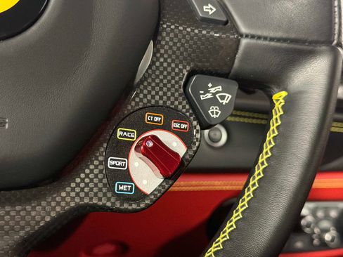 Used 2019 Ferrari 488 GTB RWD image 40