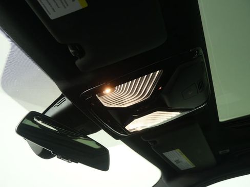 Used 2023 BMW 330i xDrive Sedan w/ Driving Assistance Package image 20