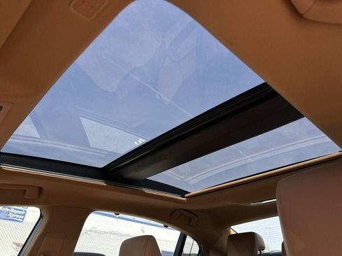 Used 2022 Lexus ES 350 Ultra Luxury w/ Accessory Package 2 FWD image 30