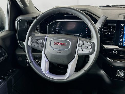 Used 2023 GMC Sierra 1500 Elevation image 18