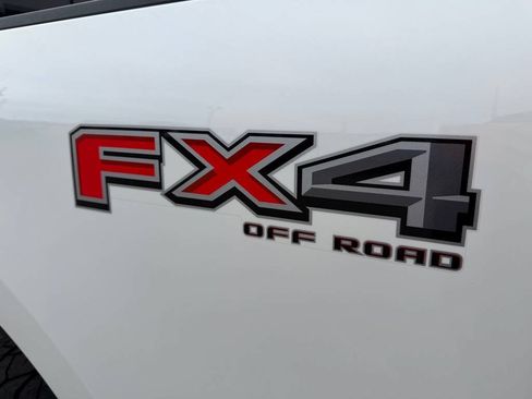 Used 2025 Ford F350 Platinum w/ FX4 Off-Road Package AWD/4WD image 47