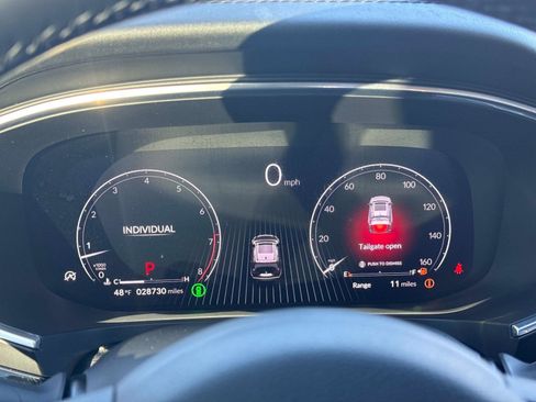 Used 2023 Acura MDX FWD w/ Technology Package image 26