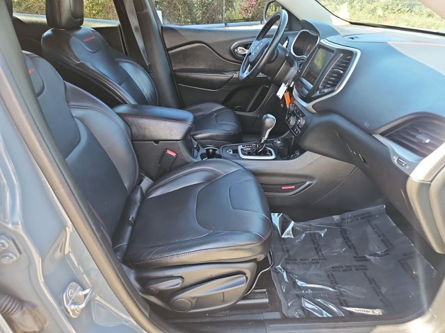 Used 2014 Jeep Cherokee Trailhawk w/ Leather Interior Group AWD/4WD image 20