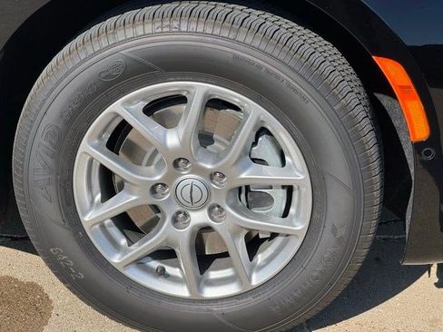 New 2026 Chrysler Pacifica Select FWD image 45