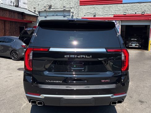 Used 2026 GMC Yukon XL Denali RWD image 7
