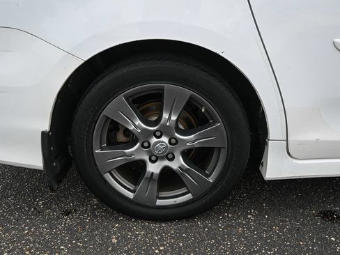 Used 2017 Toyota Sienna SE FWD image 14