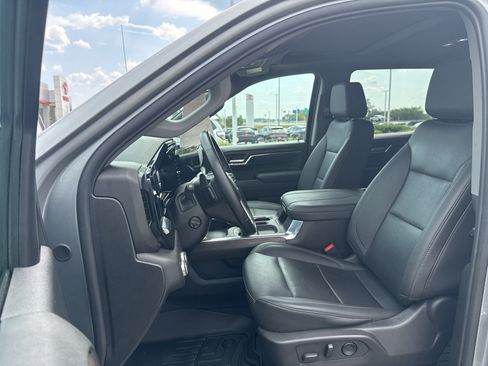 Used 2024 GMC Sierra 1500 SLT w/ SLT Premium Plus Package AWD/4WD image 10