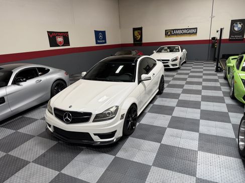 Used 2012 Mercedes-Benz C 63 AMG Coupe image 30