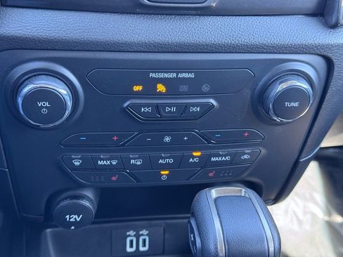 Used 2022 Ford Ranger Lariat w/ Equipment Group 501A High image 36